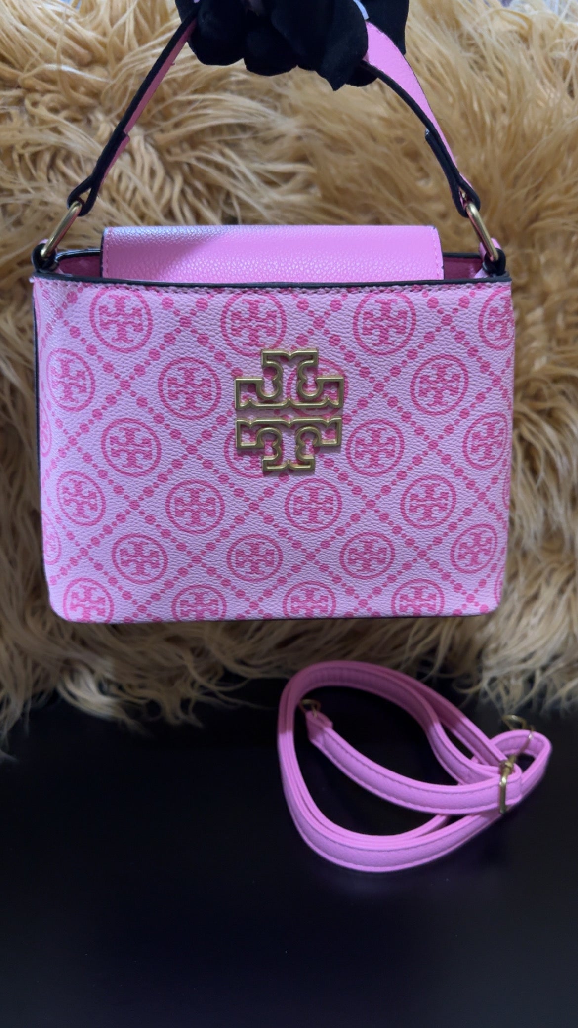 TB pink mono