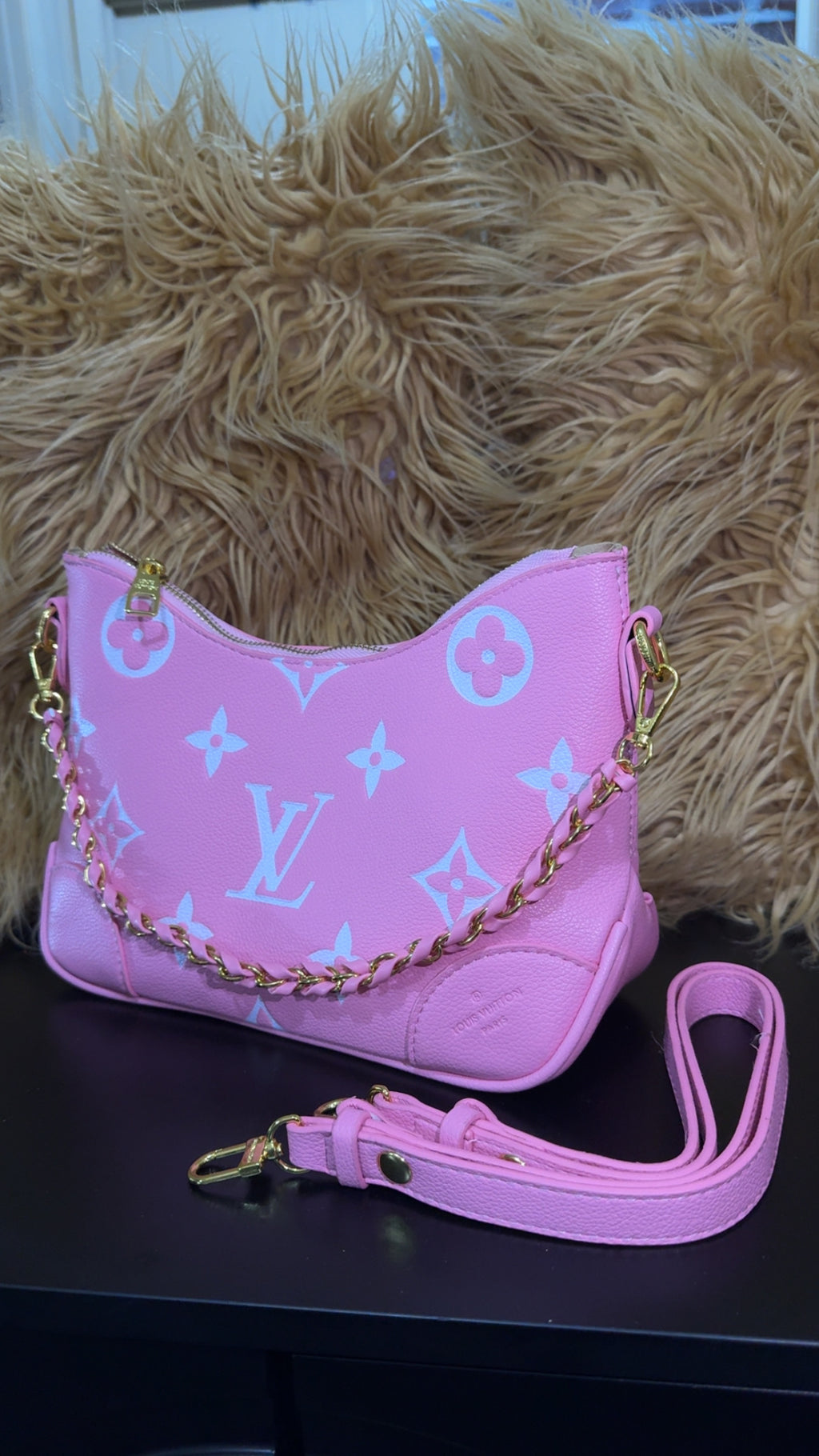 Lu pink mono