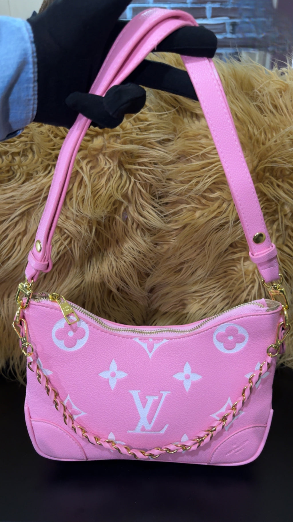 Lu pink mono