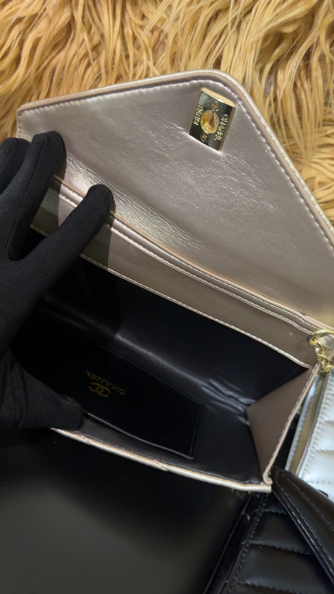 CC clutch w/chain gold