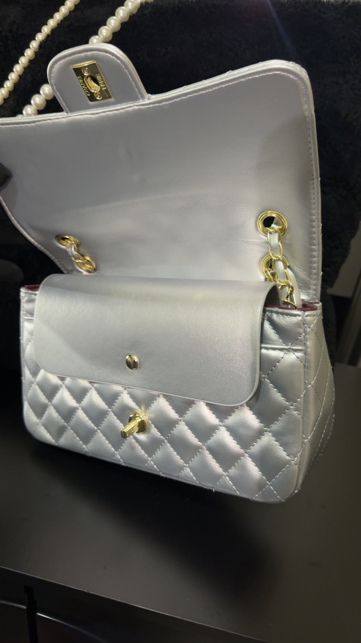 CC flap silver