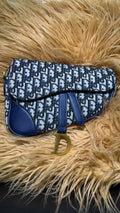 CD blue saddle