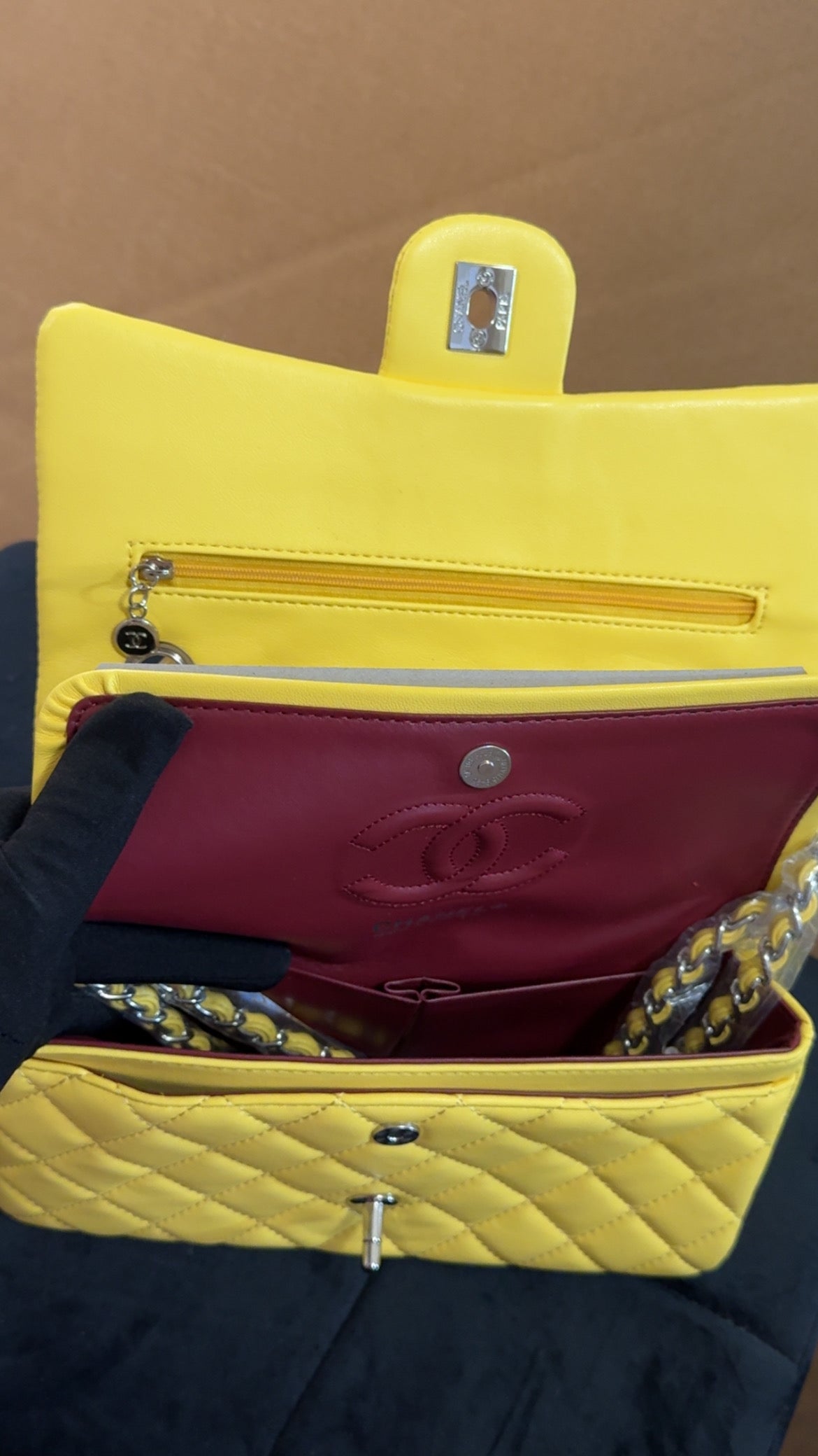 CC classic flap yellow