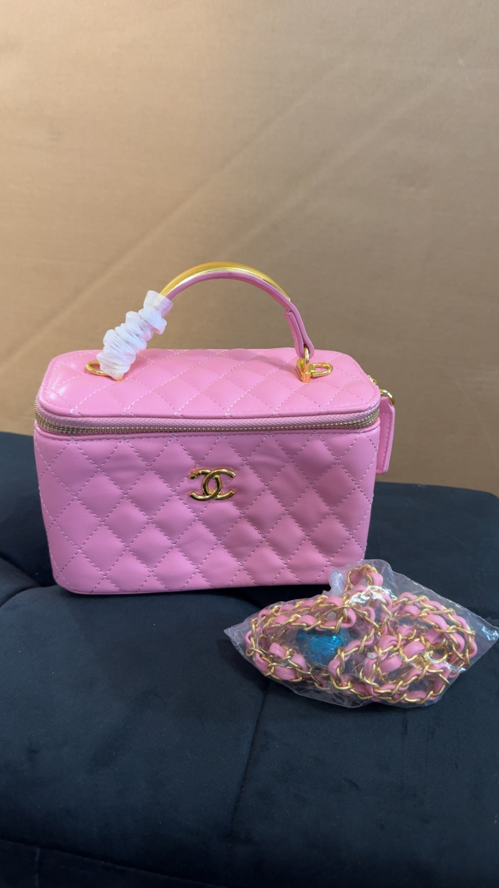 CC vanity pink