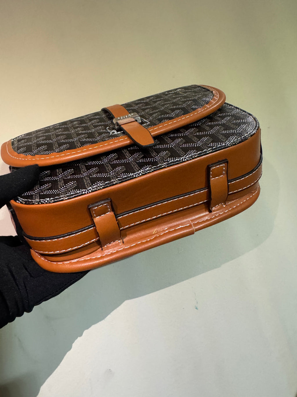GOGO Belvedere Purse