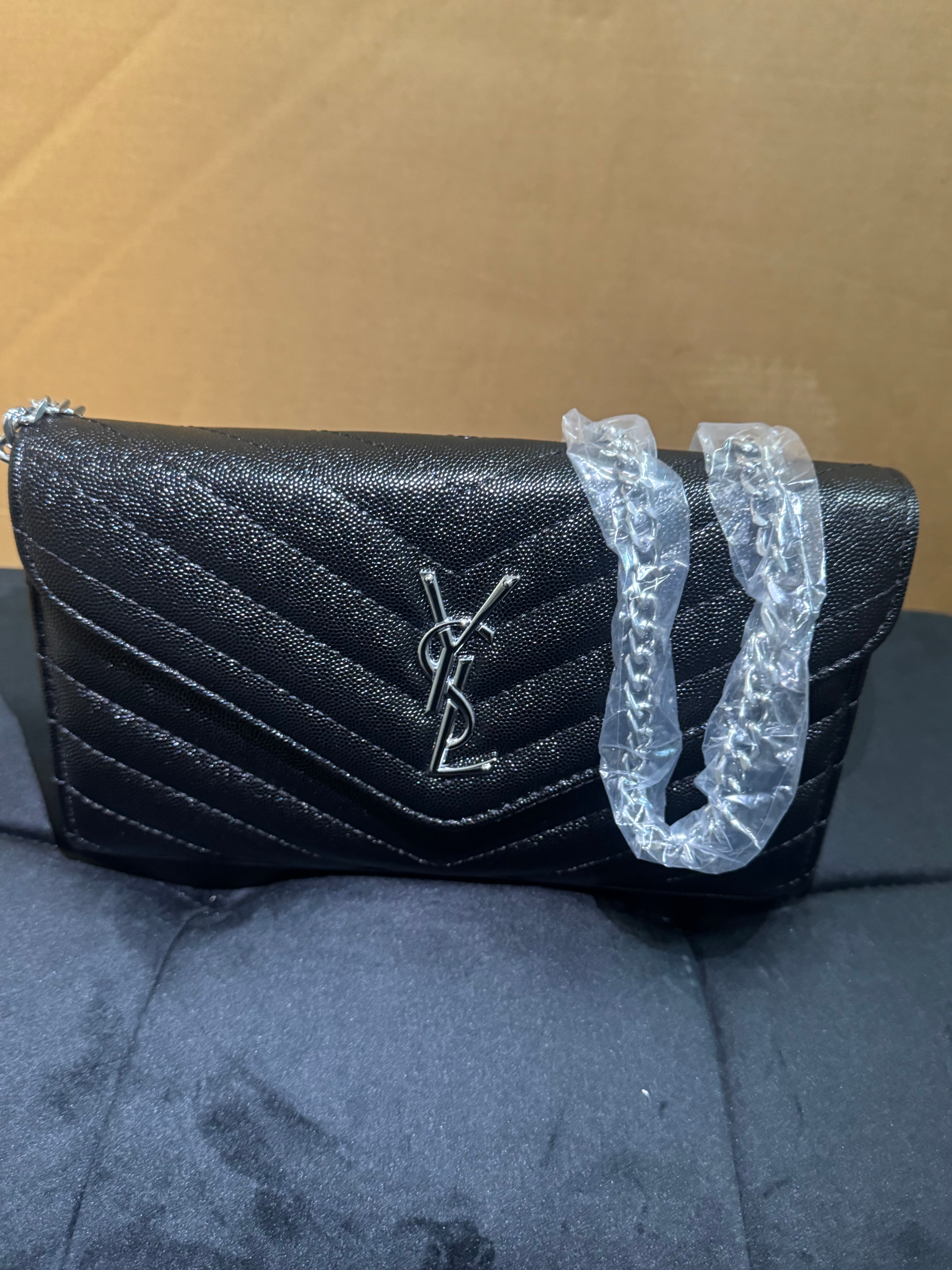 YSL wallet on chain black