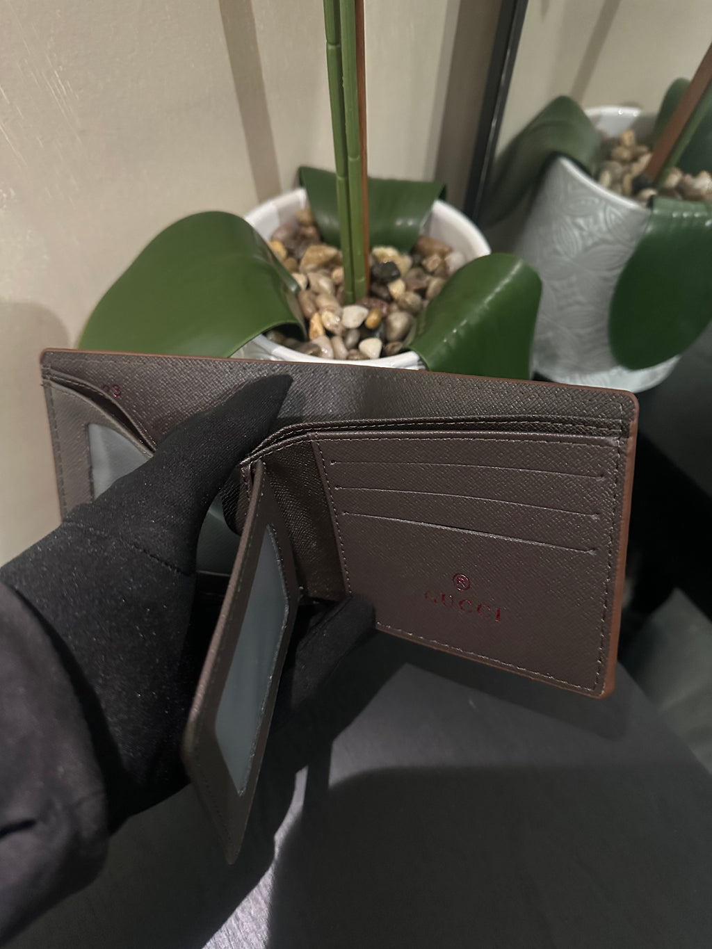 GG mono with stripe wallet