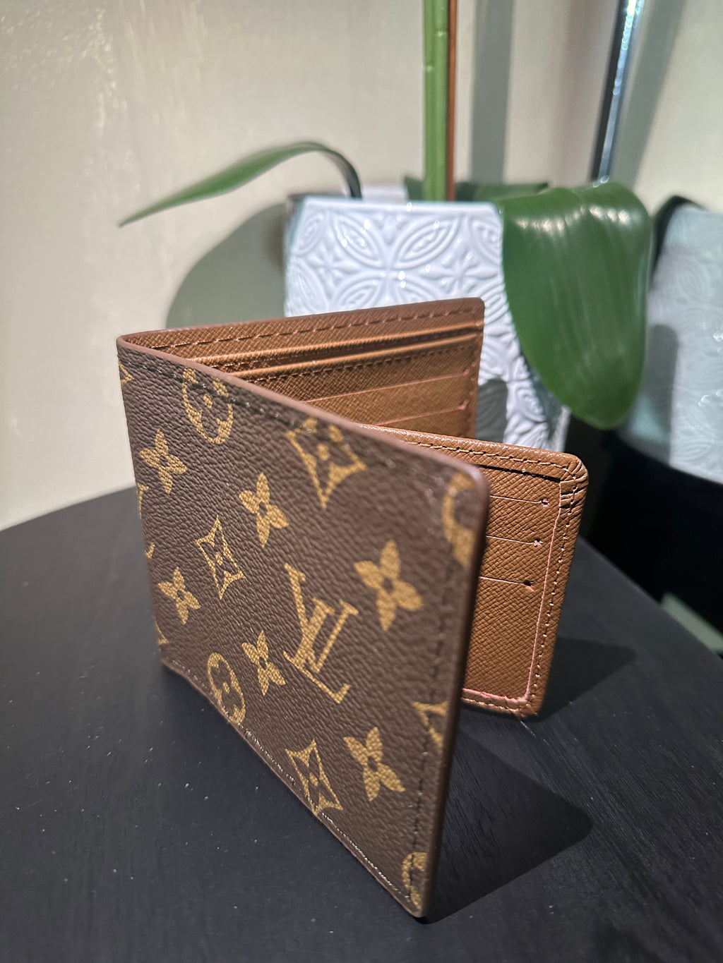 Lu mono wallet