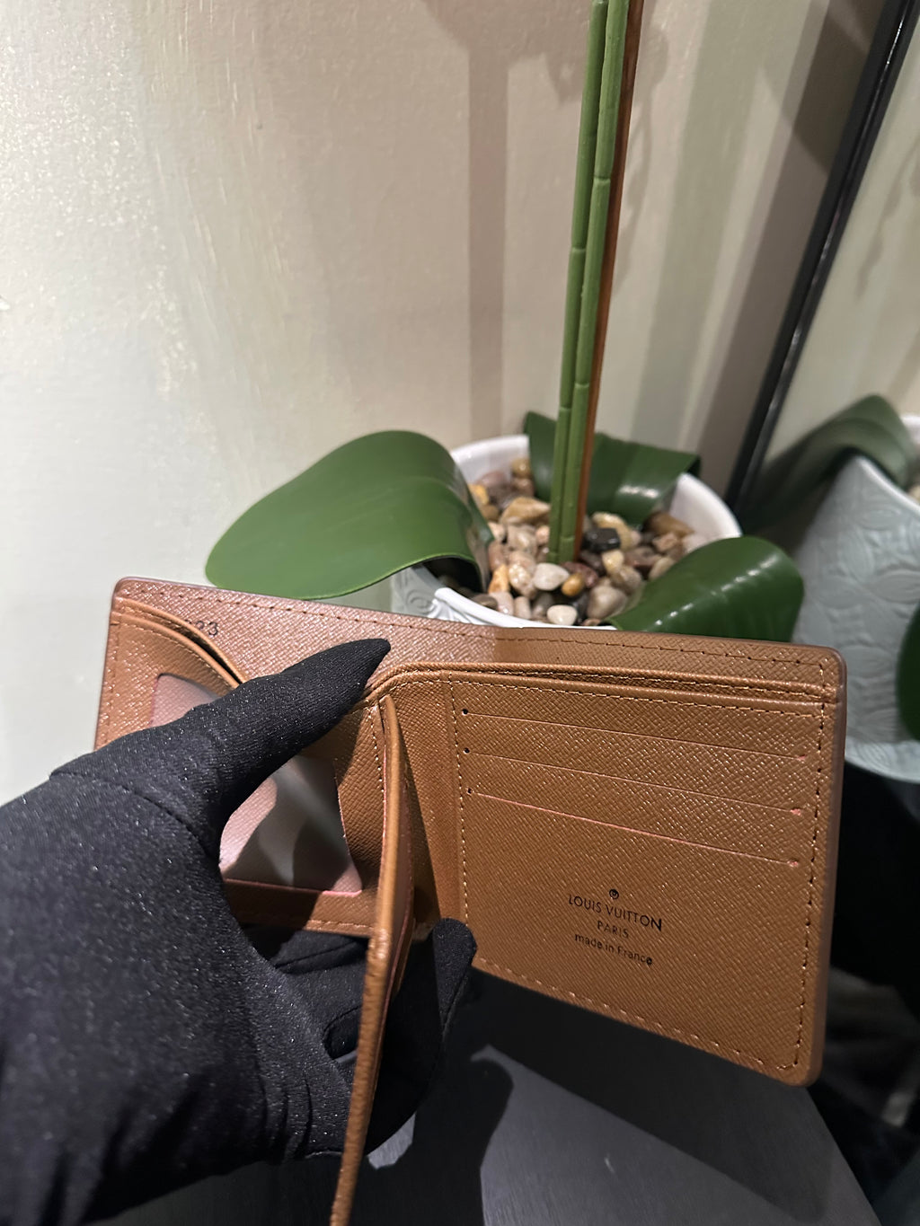 Lu mono wallet