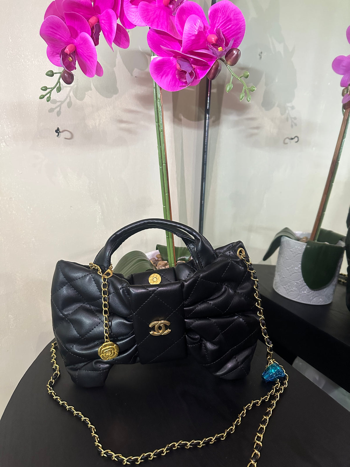 Chanel bow black