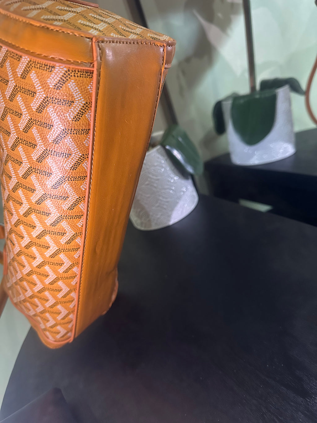 Goyard purse gold