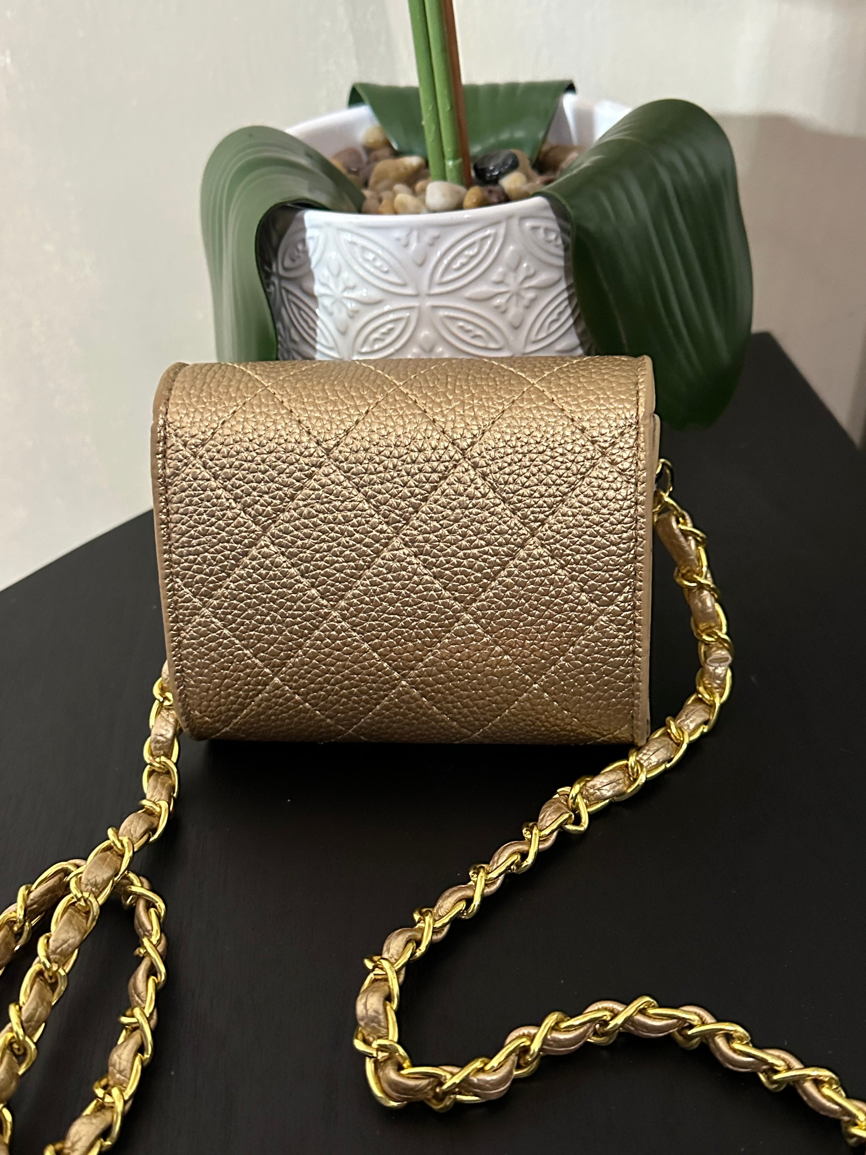 CC mini purse gold