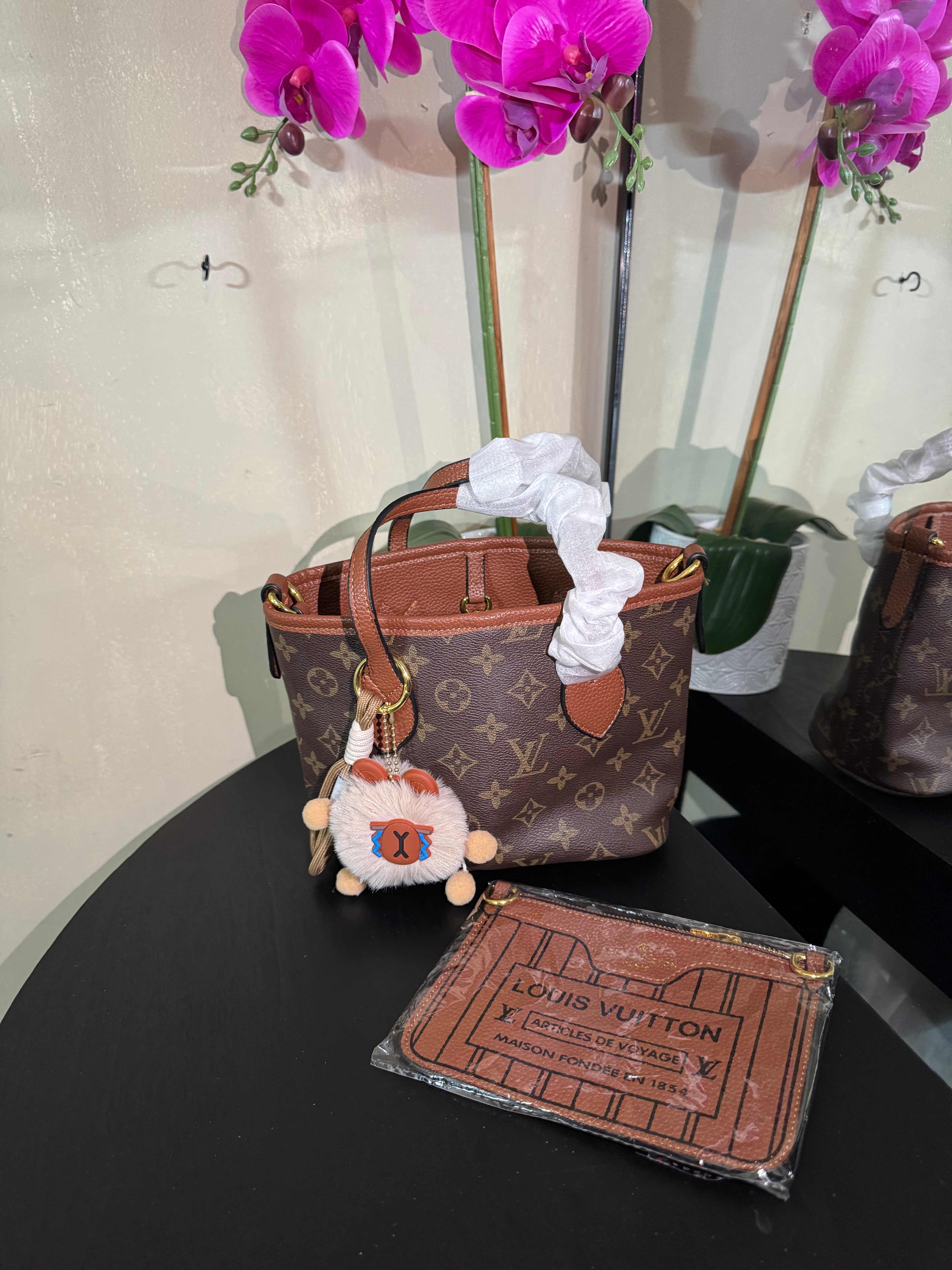 Lu Neverfull BB mono Reversible