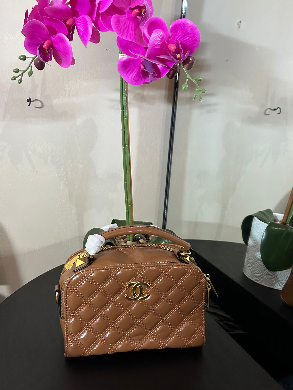 CC purse brown