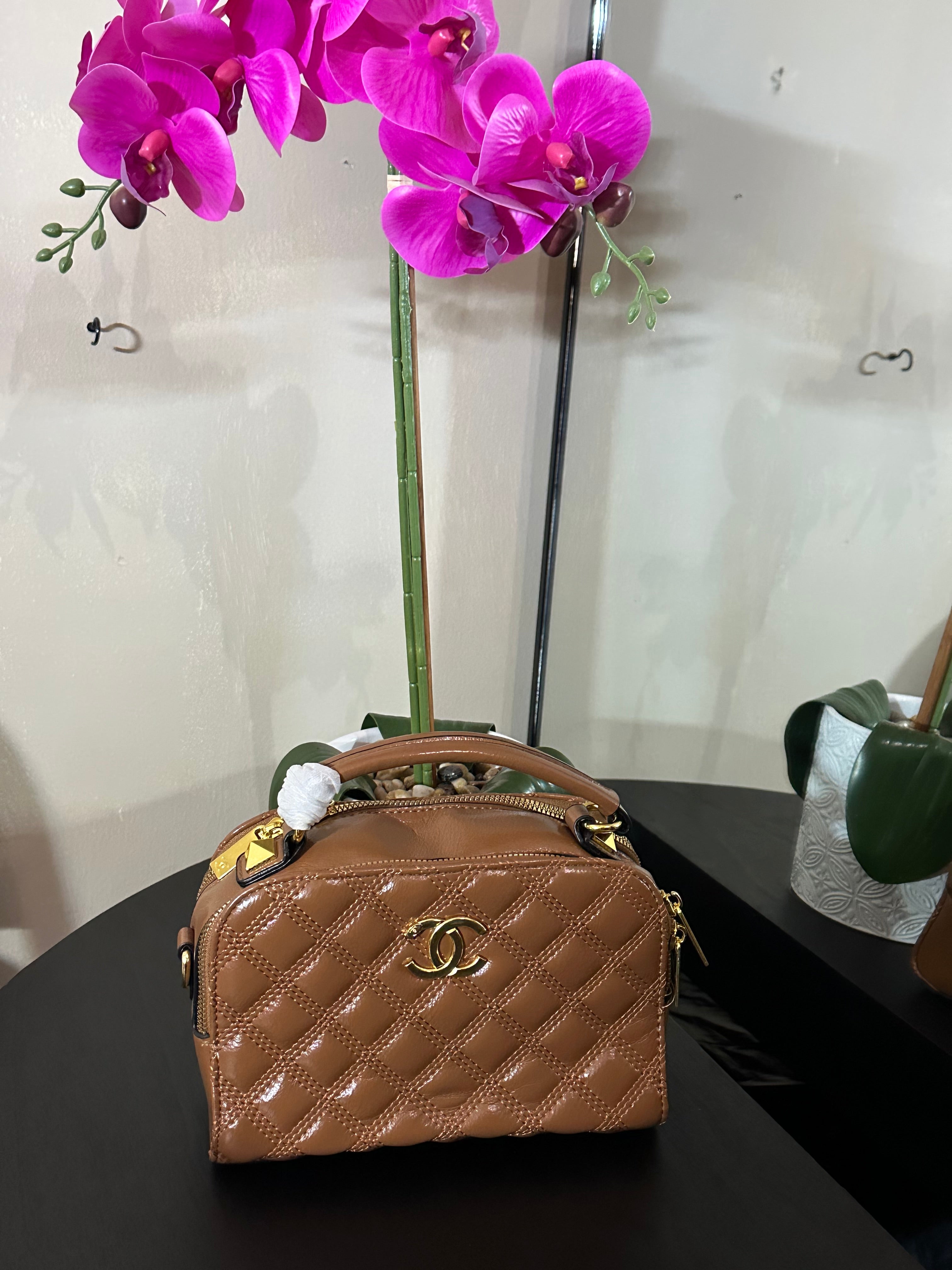 CC purse brown