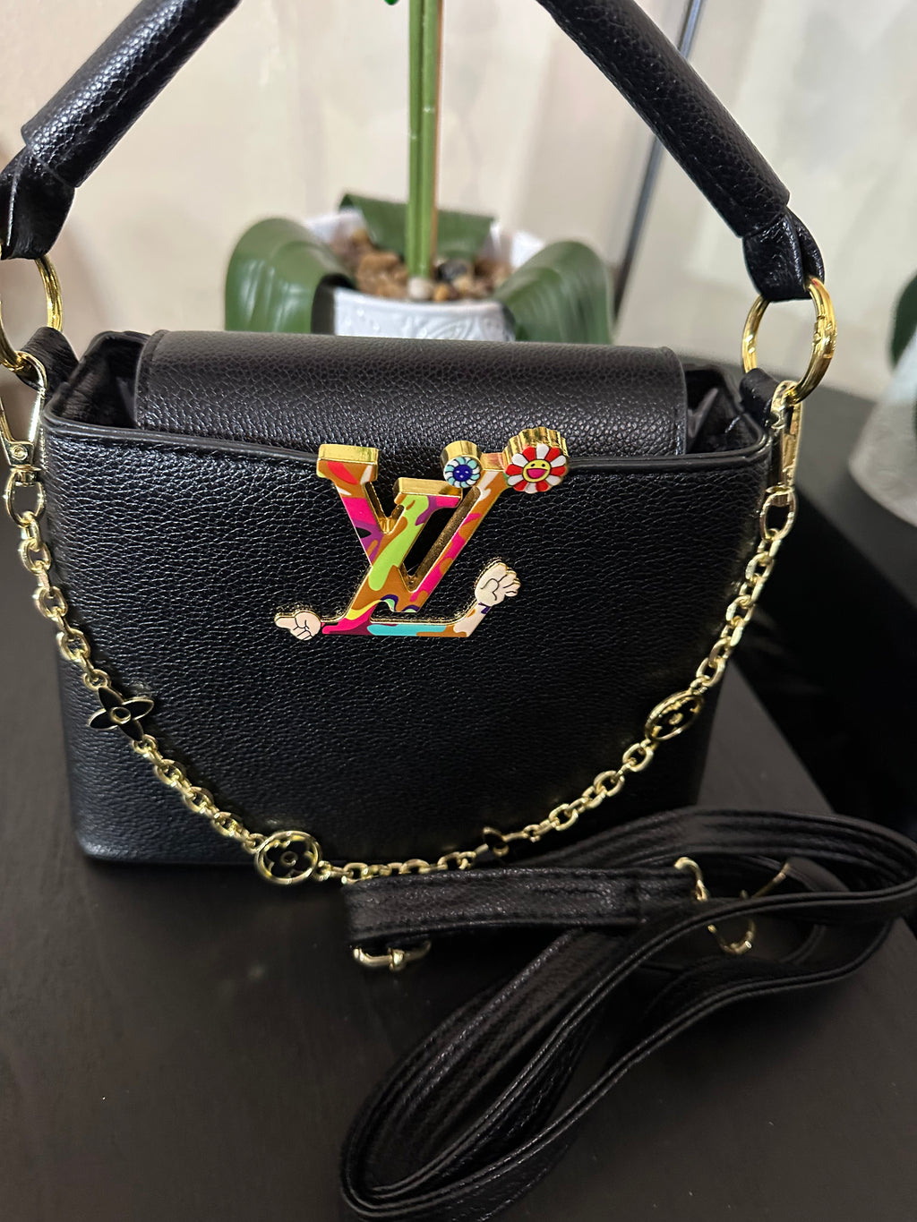 Lu Capucine mini black