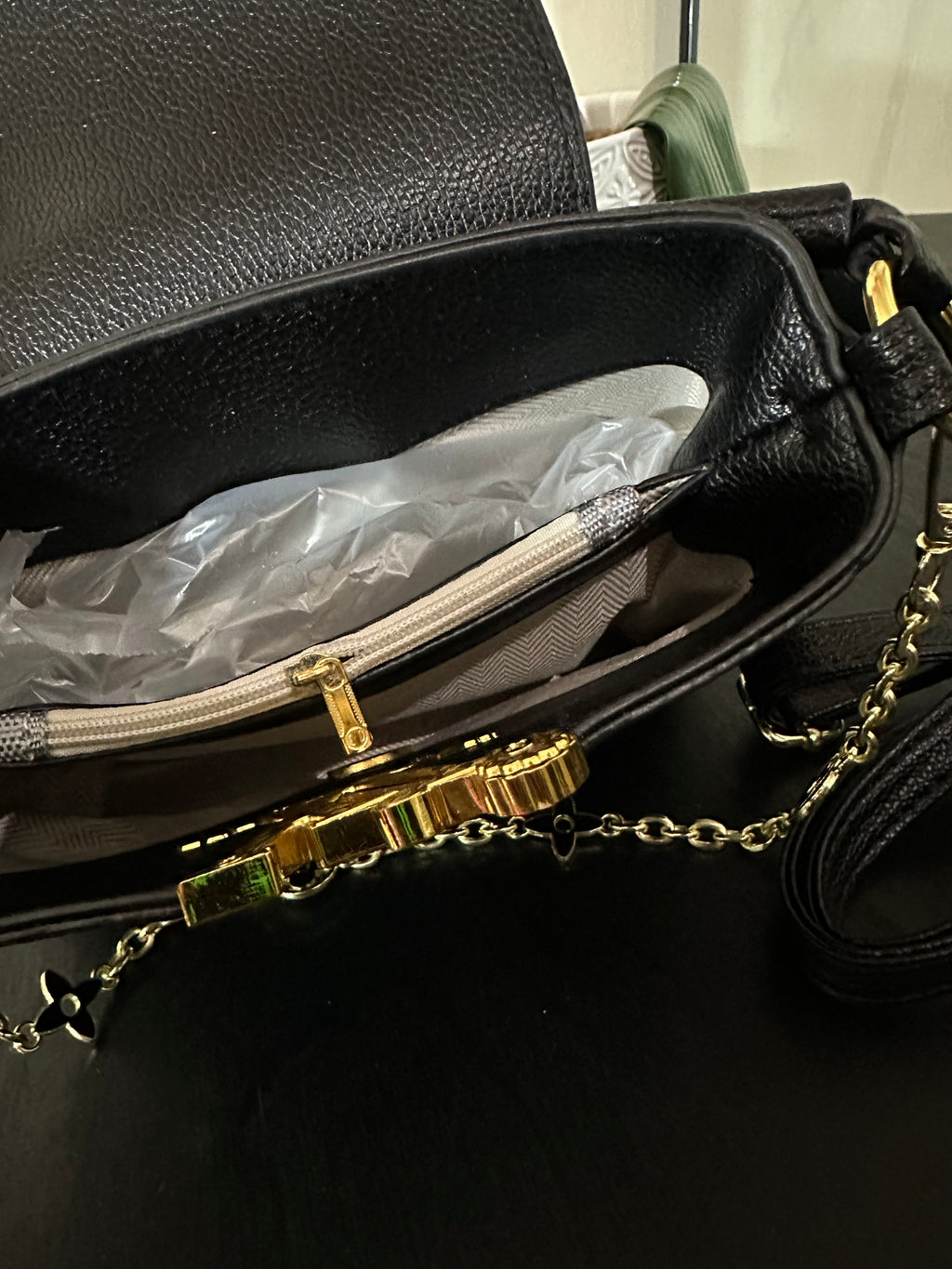 Lu Capucine mini black