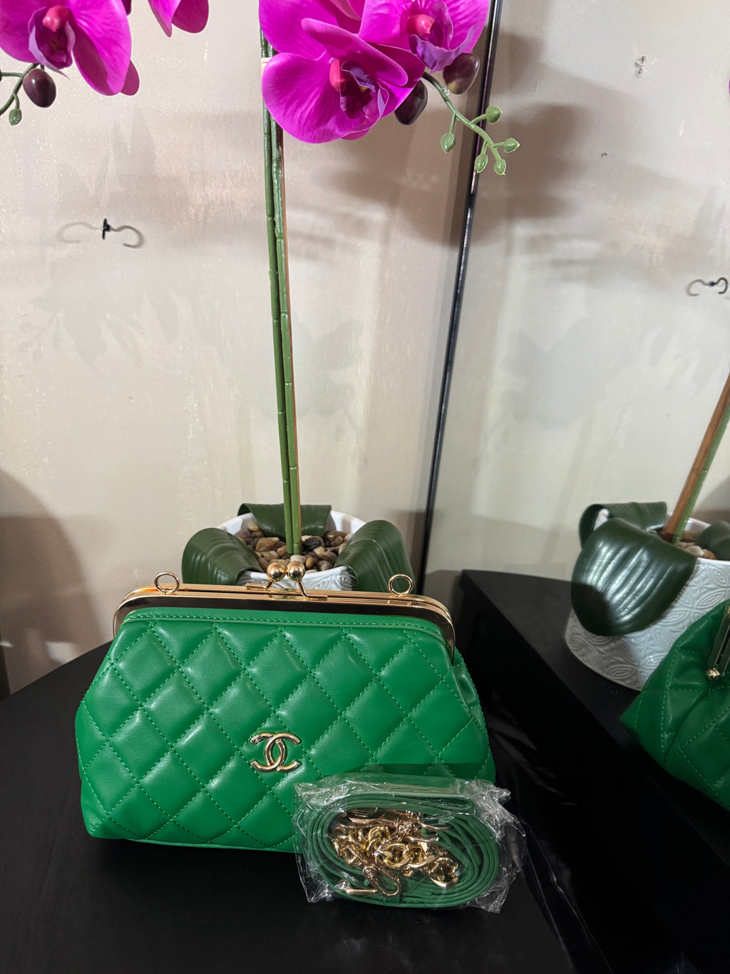 CC Kisslock green