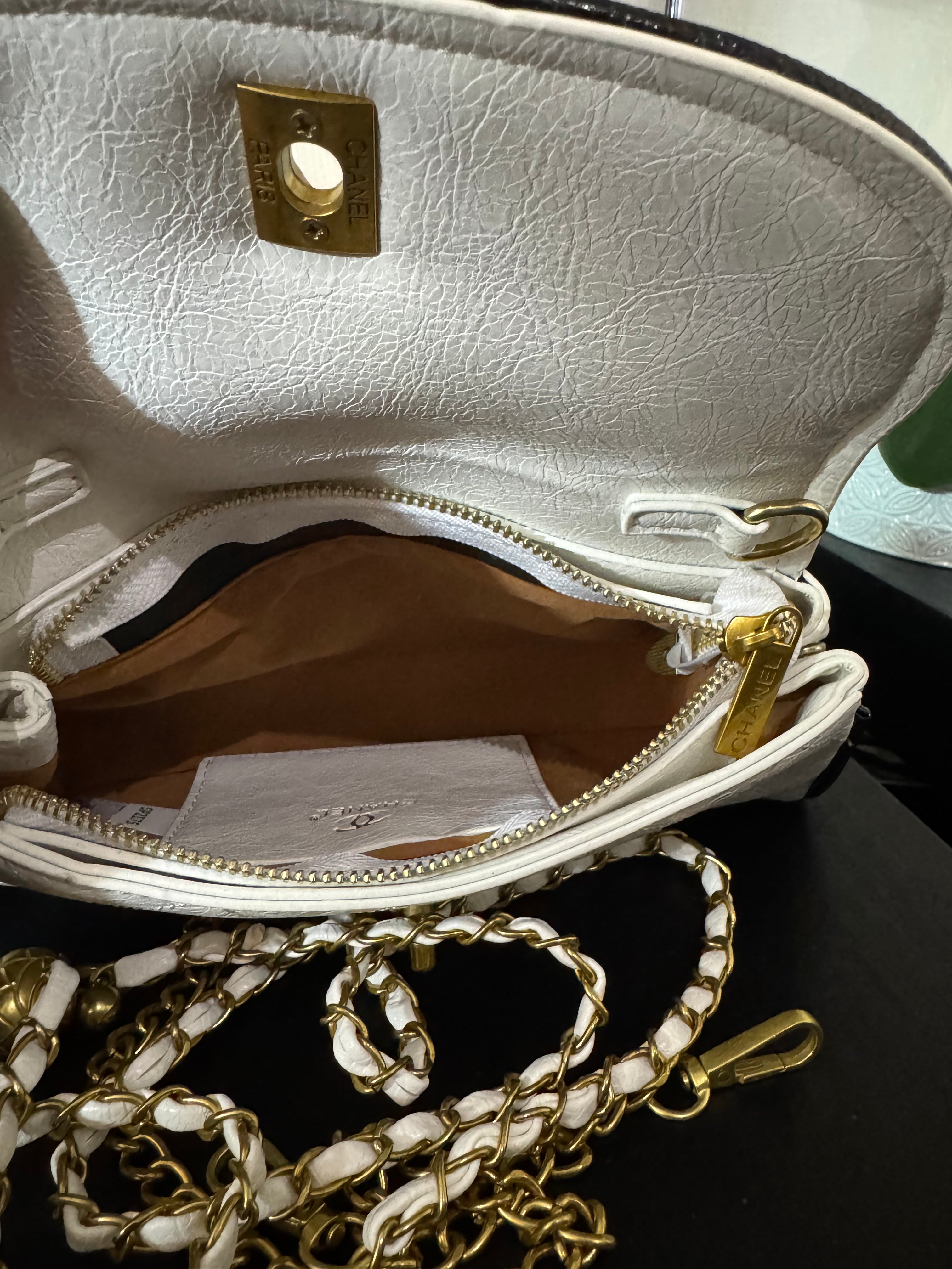 CC purse white w/black trim