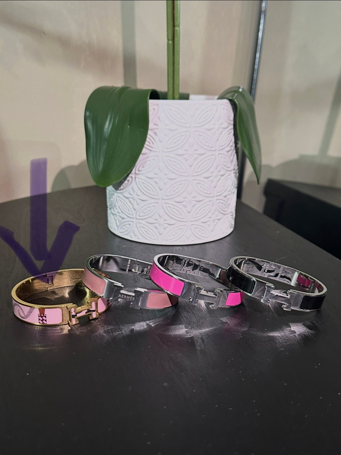 Hermes pink design bangle
