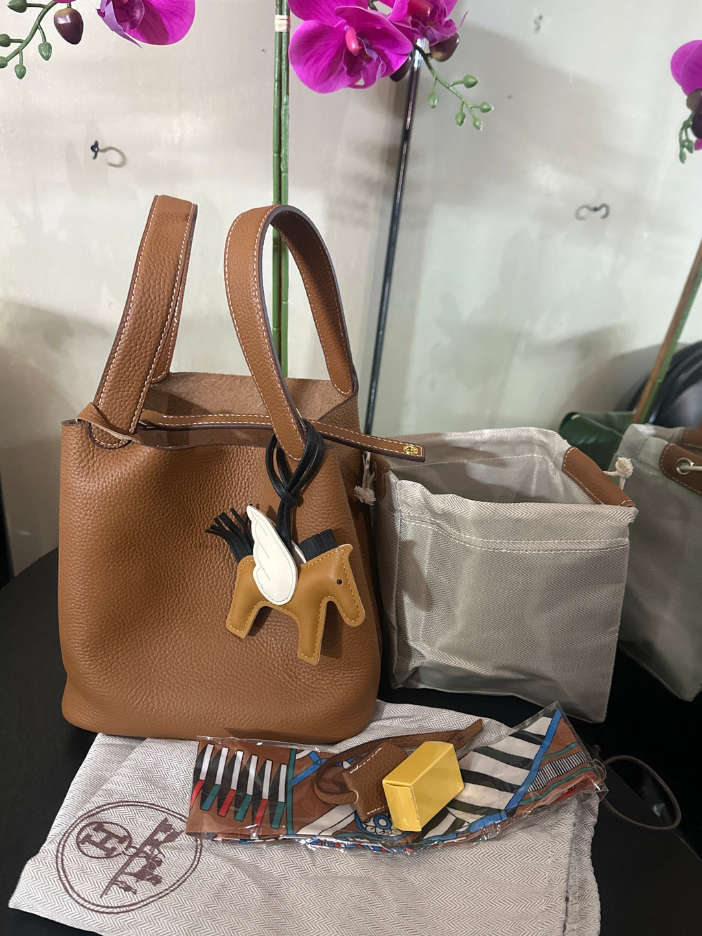 Hermes Picotin lock bag leather