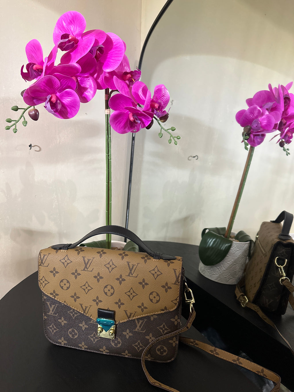 Louis Vuitton Métis two/tone