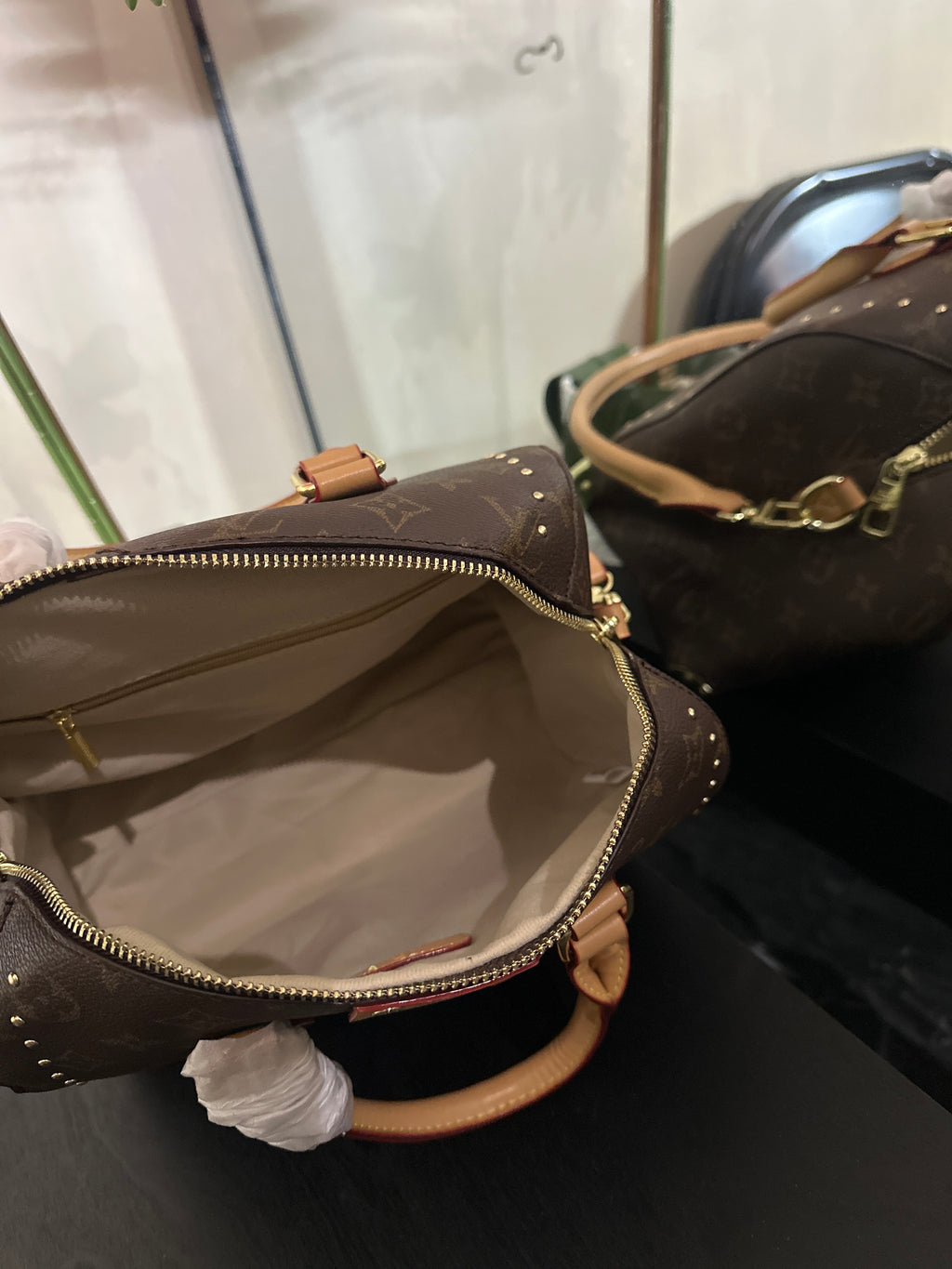 Louis Vuitton speedy 25 trunk