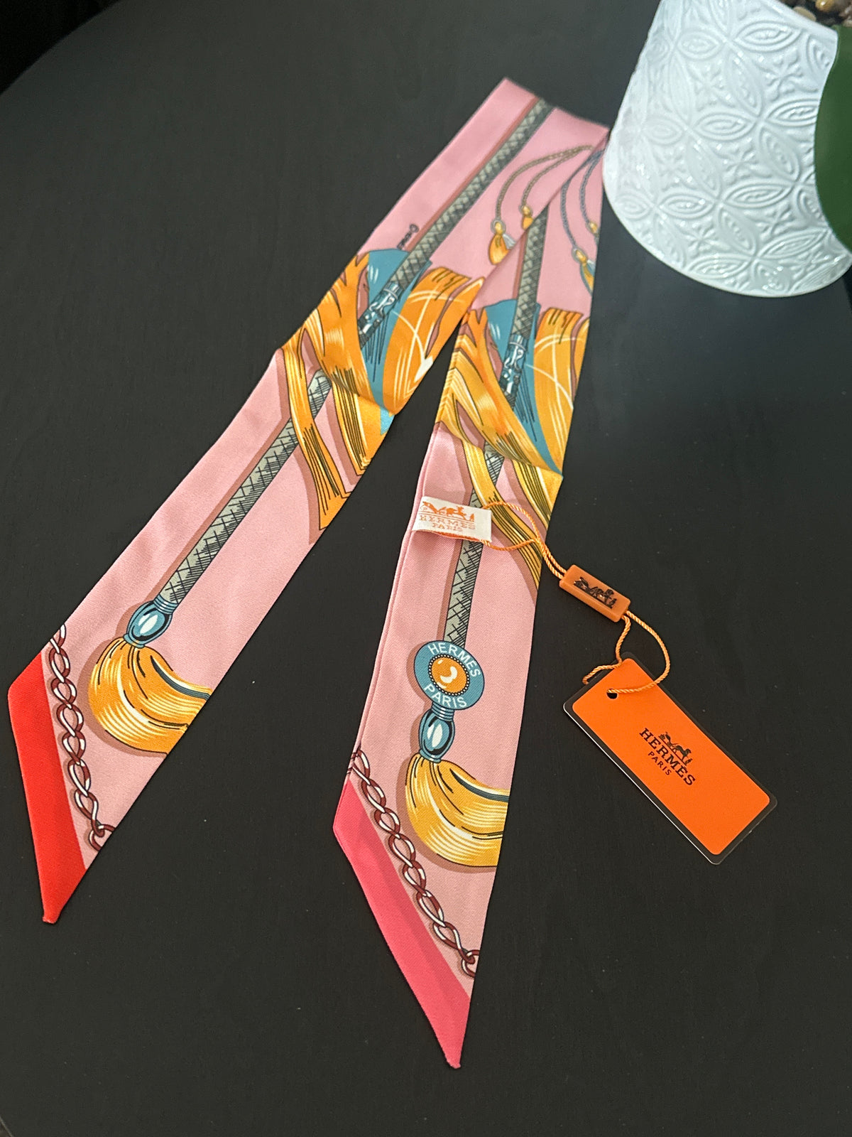 Hermes twilly scarf pink