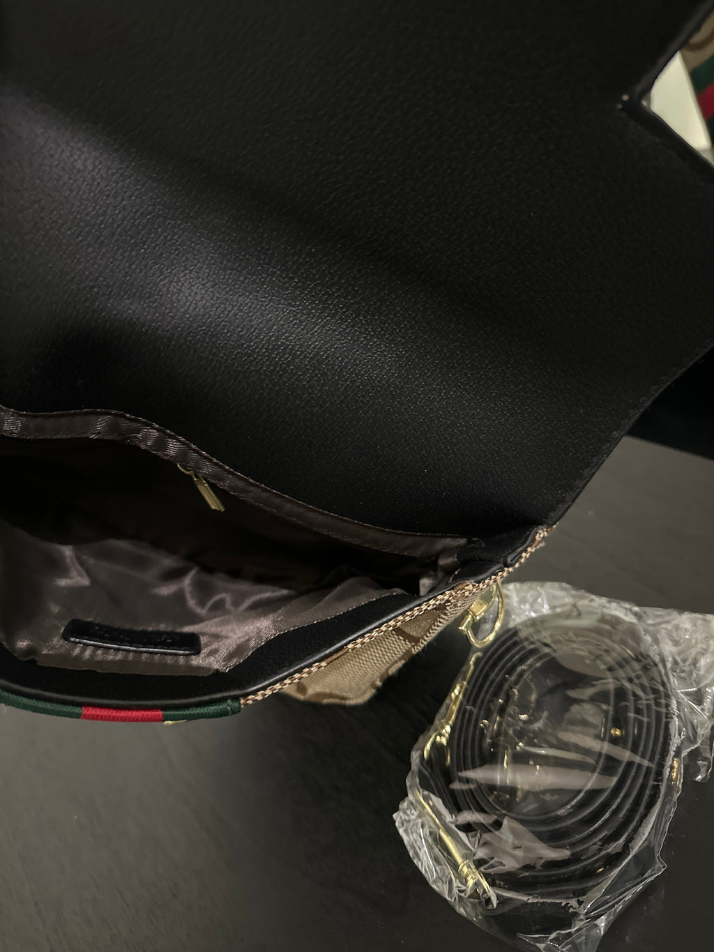 Gucci horsebit large mono