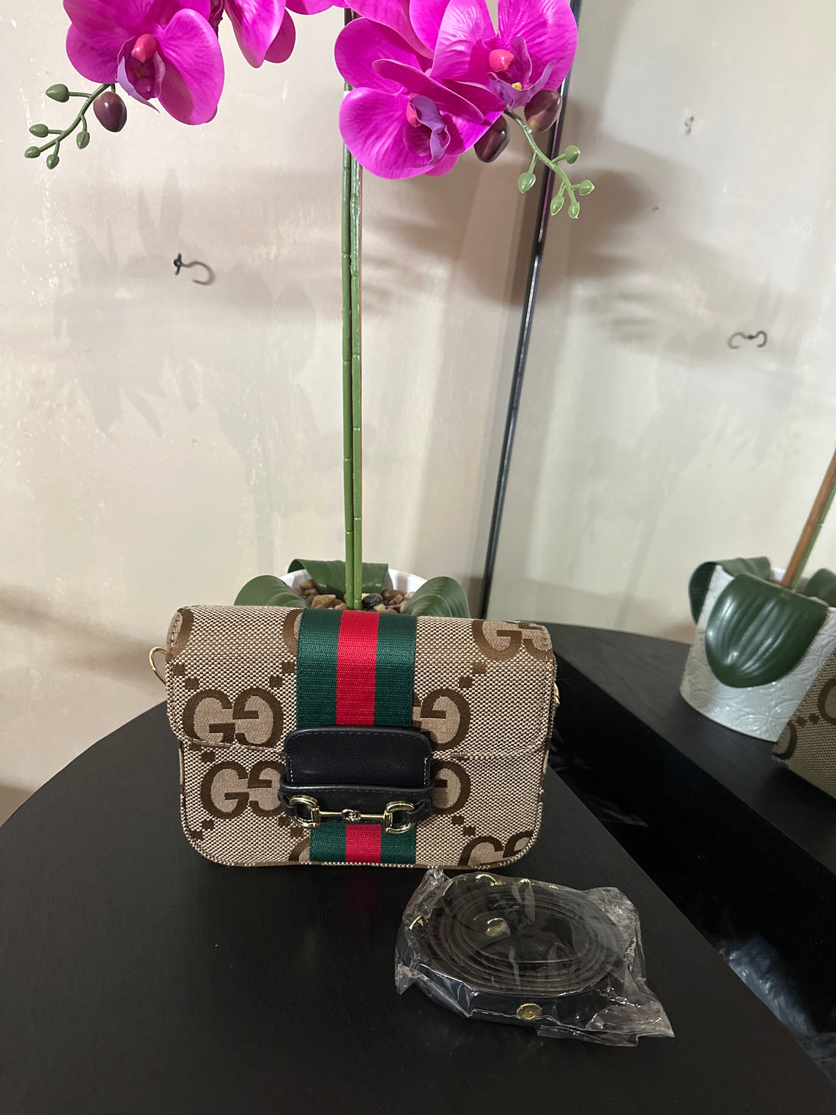 Gucci horsebit large mono