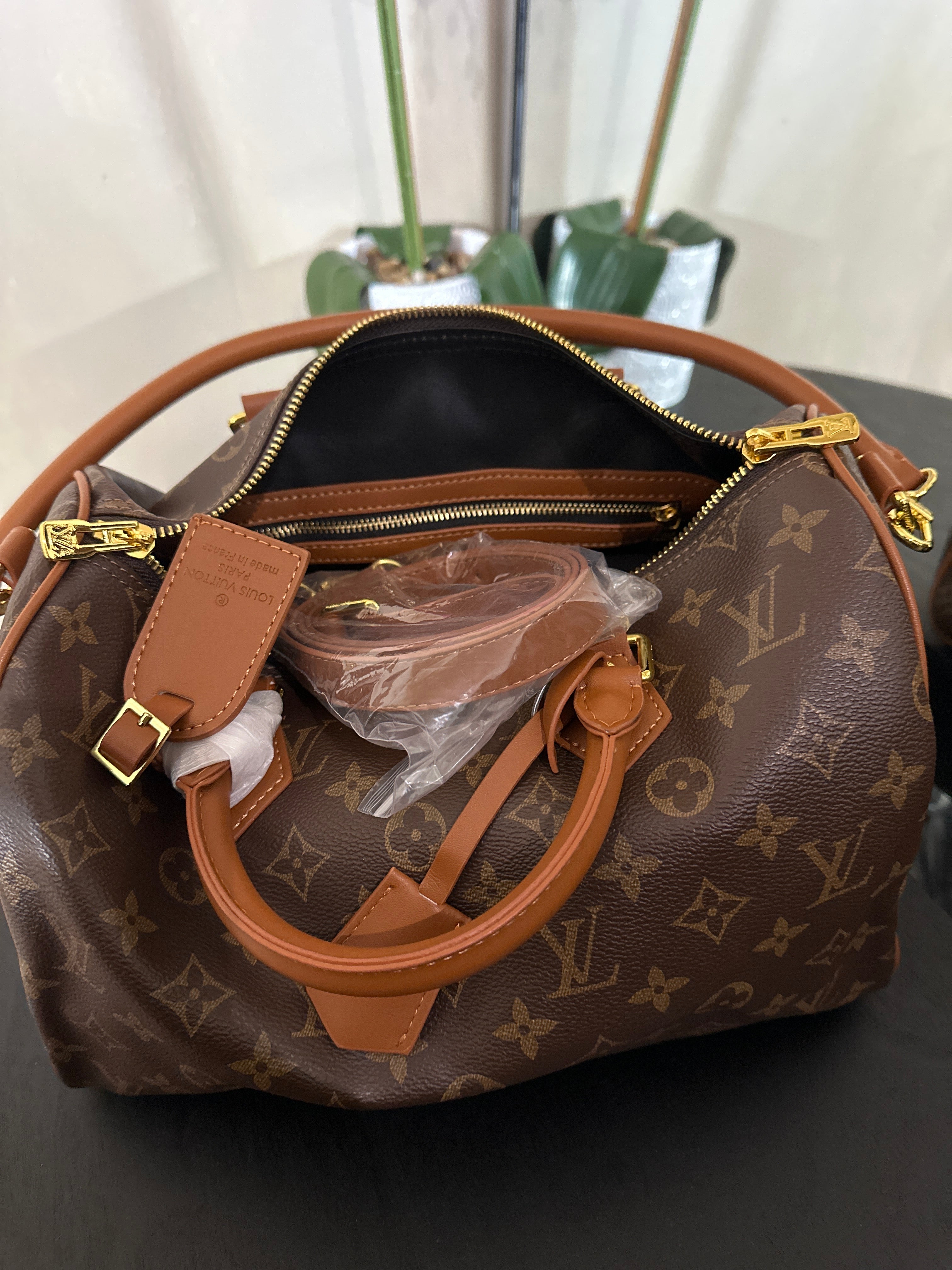 Lu speedy 30 dark brown trim