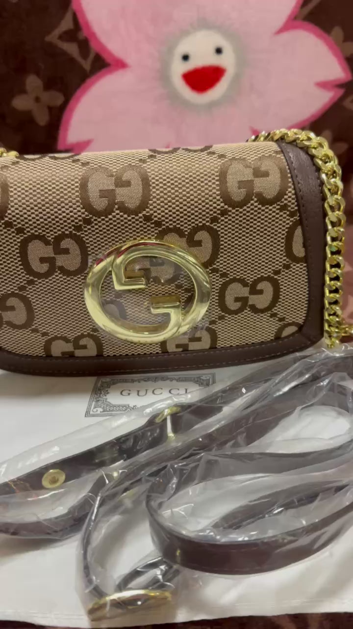 GG mono w/Big G logo